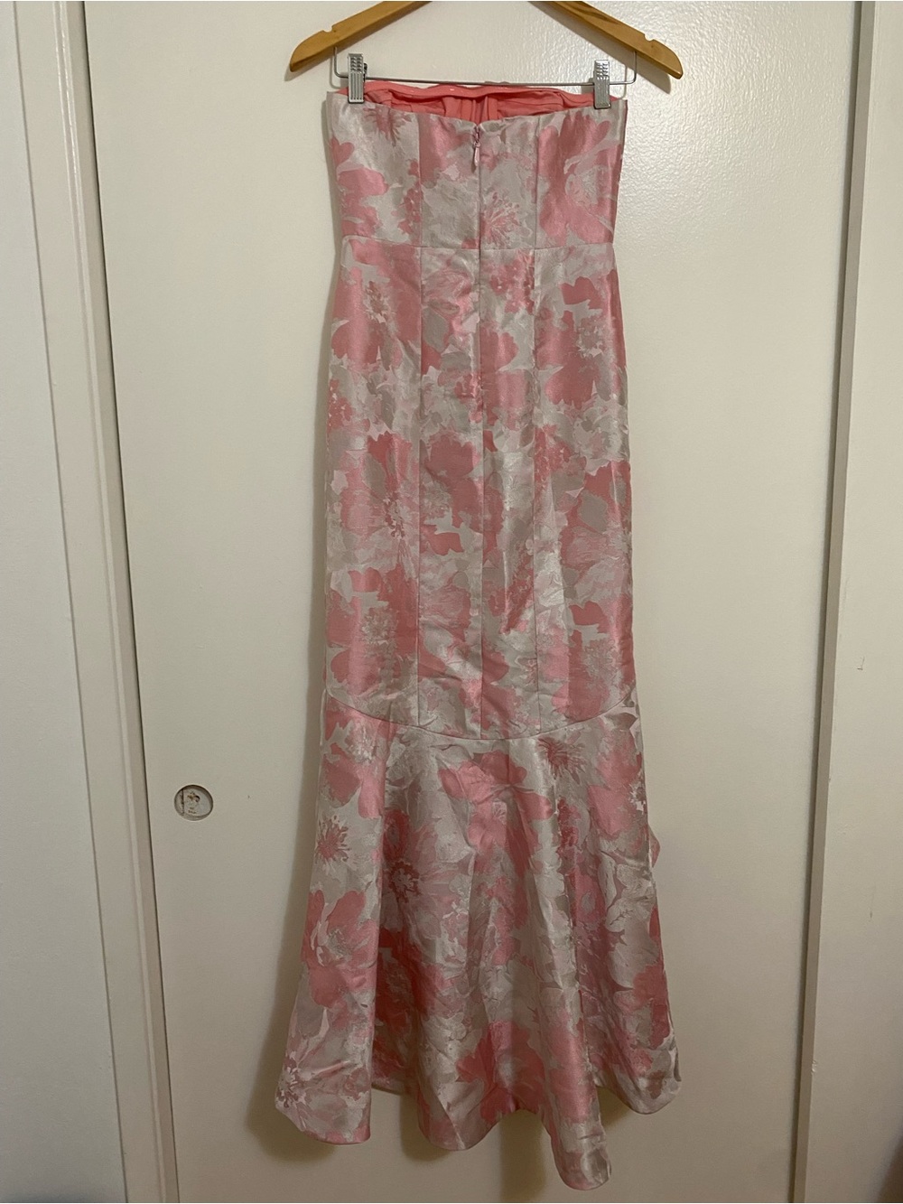 Lovers + Friends Urgonia Gown In Pink Tonal - Picture 8 of 11